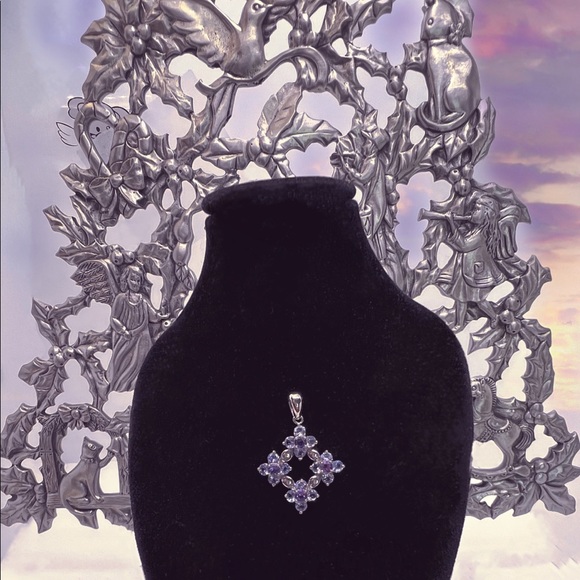 14K White Gold Tanzanite & Amethyst Floral Pendant